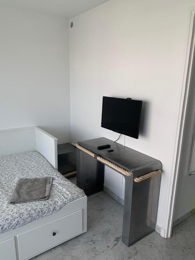 לה גרנד מוט Les Appartements De Lina-Self Check In מראה חיצוני תמונה