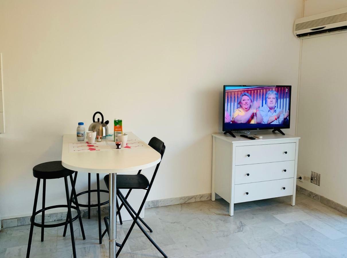 לה גרנד מוט Les Appartements De Lina-Self Check In מראה חיצוני תמונה